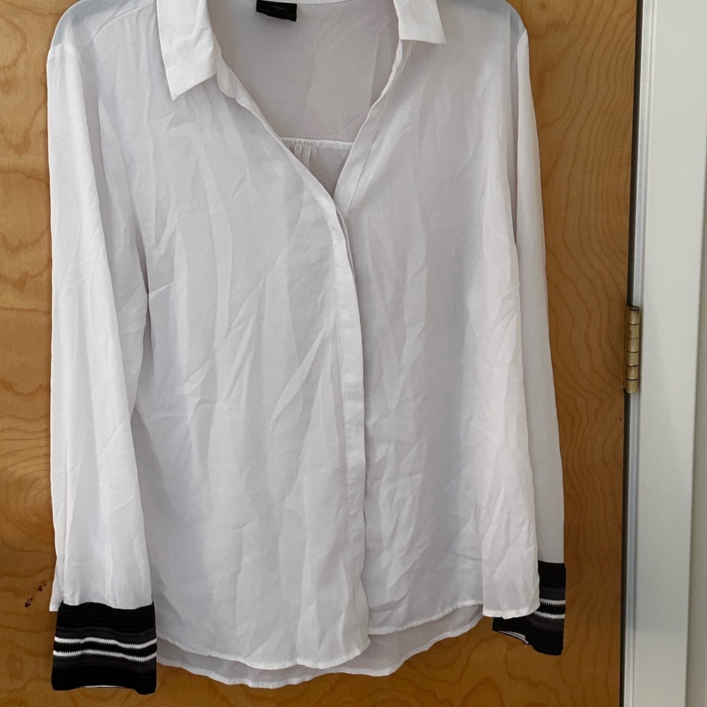 Worthington White Long Sleeve Button Down Shirt